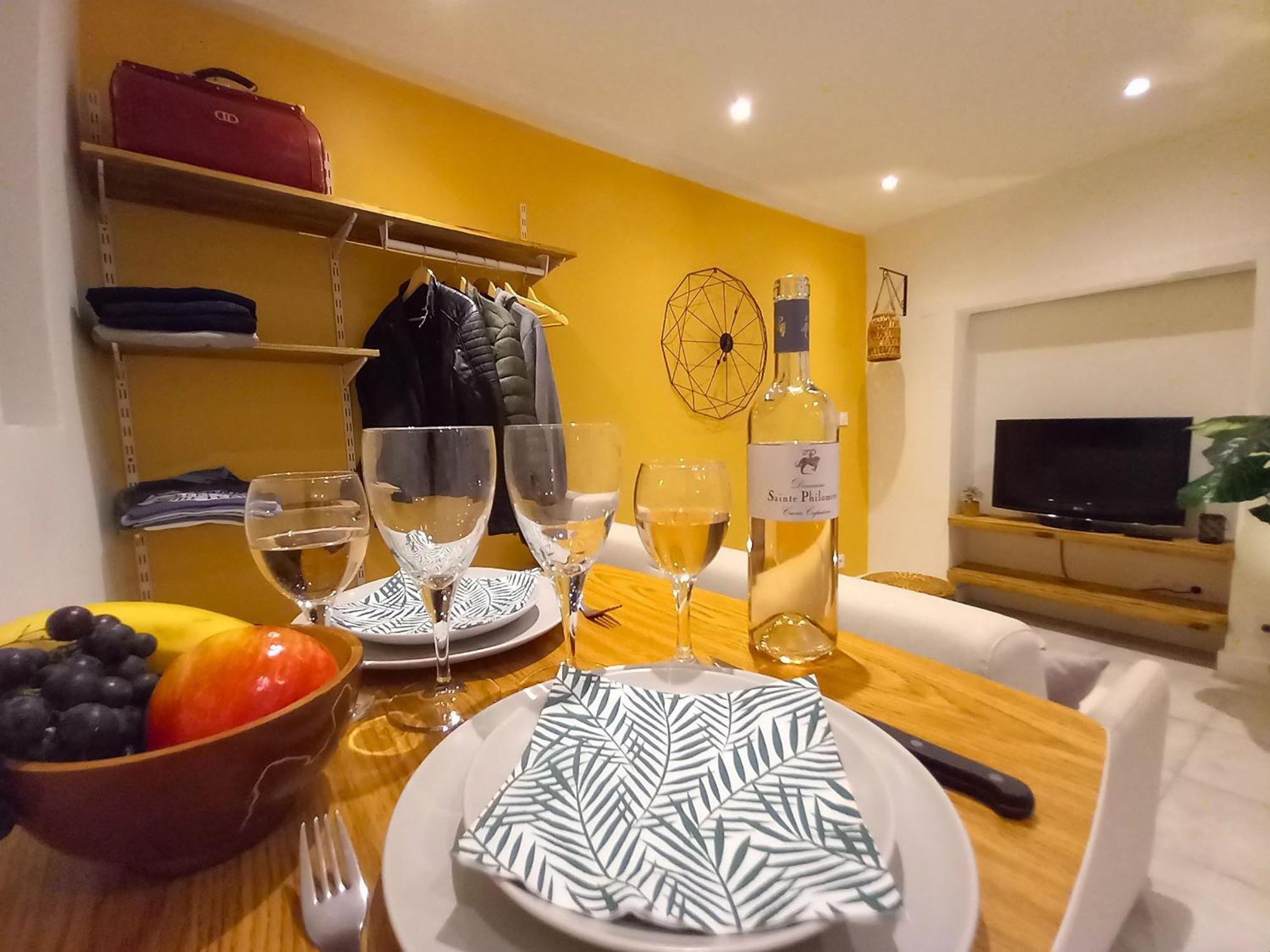 #1 Studio # Place Charmante Toulon Luaran gambar