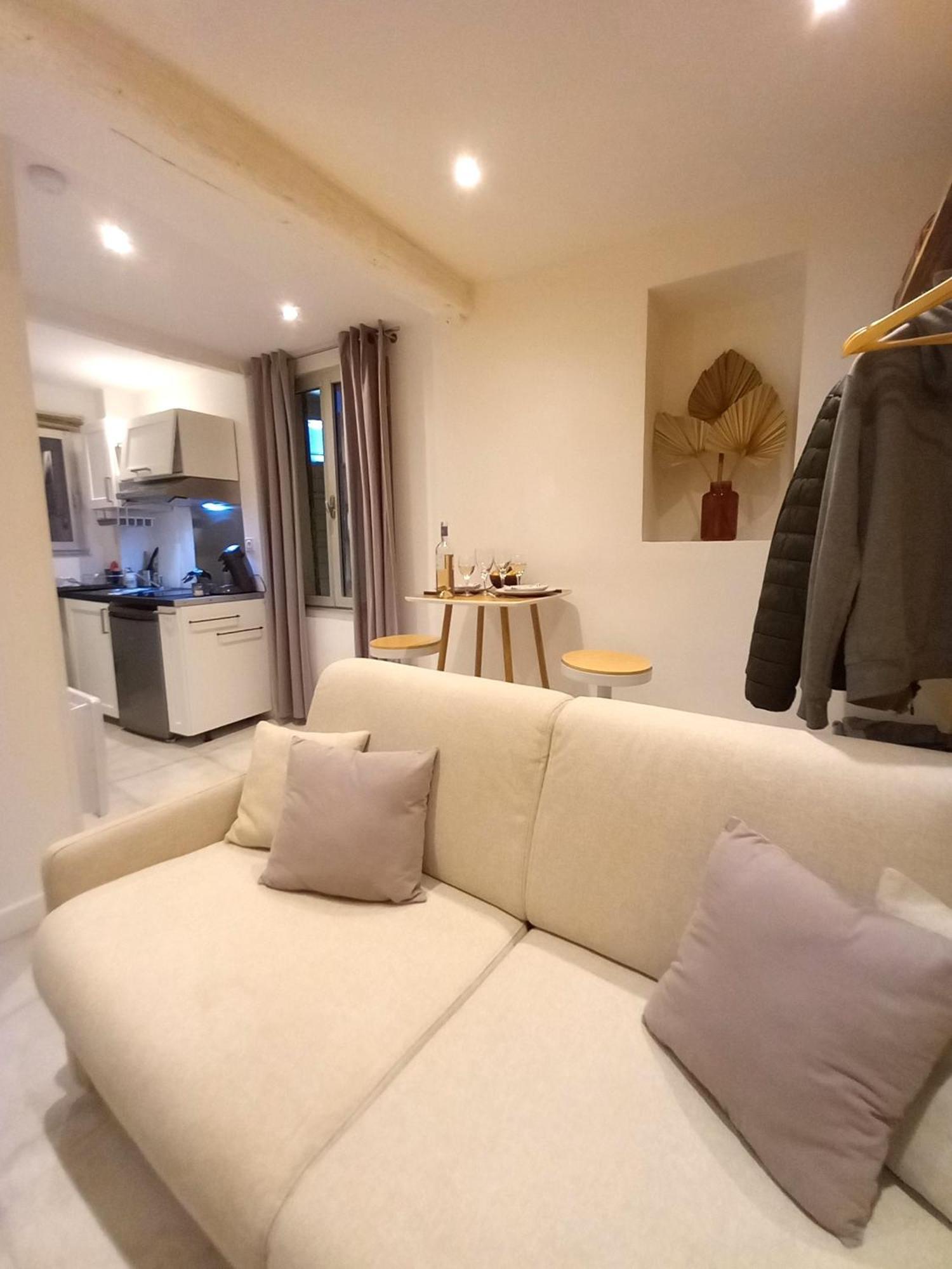 #1 Studio # Place Charmante Toulon Luaran gambar