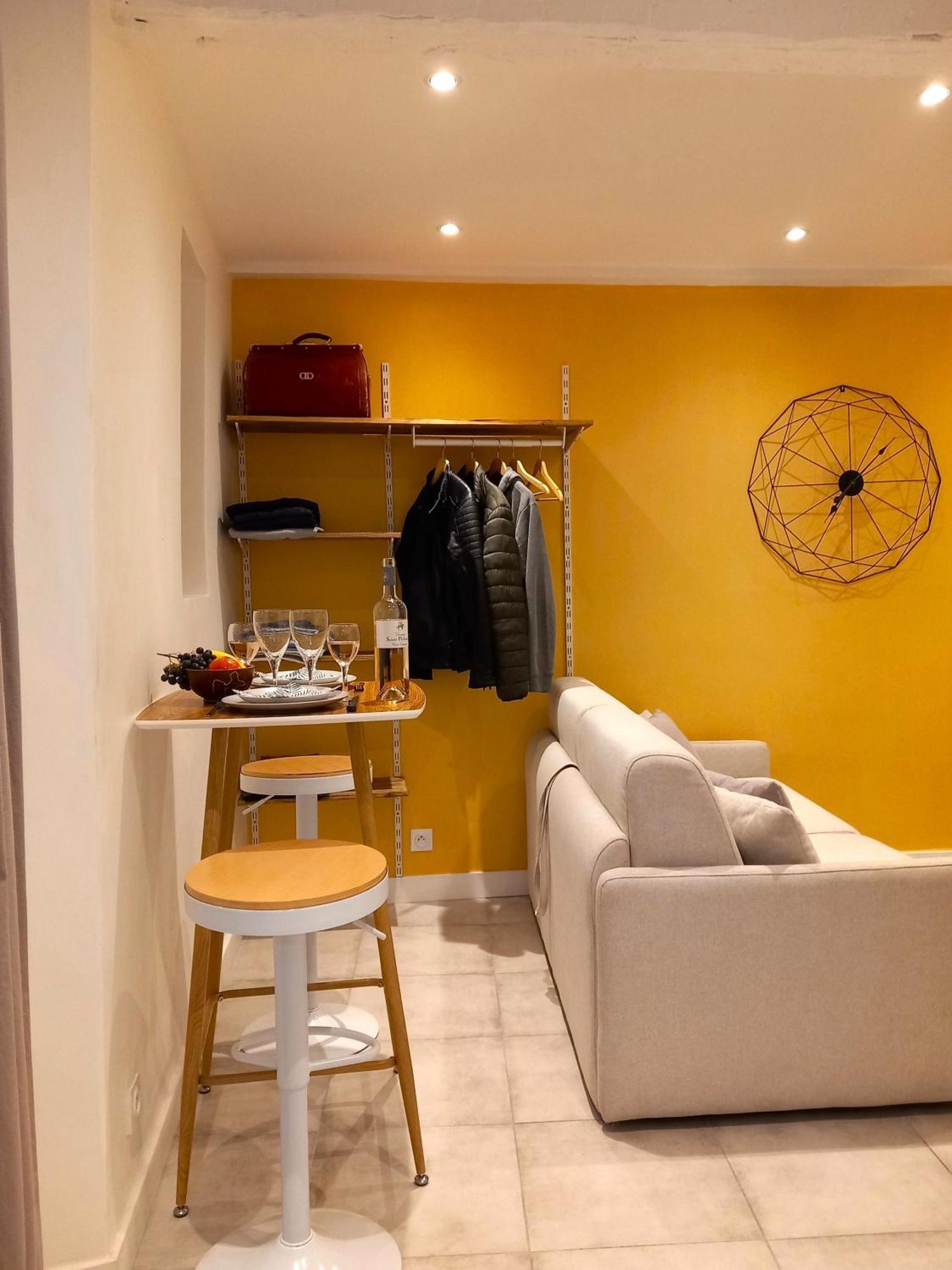 #1 Studio # Place Charmante Toulon Luaran gambar
